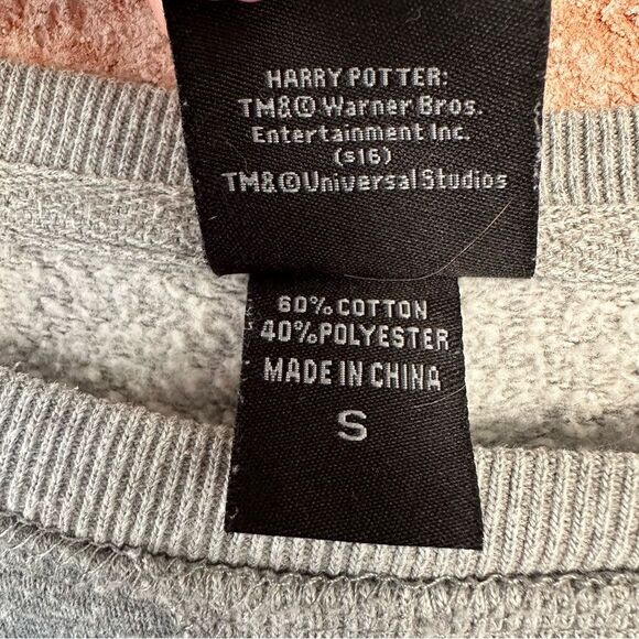 Wizarding World Harry Potter Universal Studios Gryffindor Women’s Small Gray - Picture 5 of 9